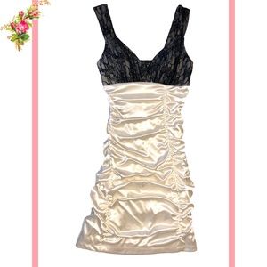 City Triangles Ruched Sleeveless Lace Mini Dress S